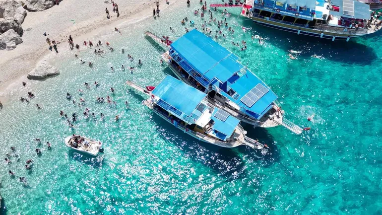 Adrasan’dan Saklı Cennete Yolculuk: Suluada Tekne Turu Hakkında Her Şey