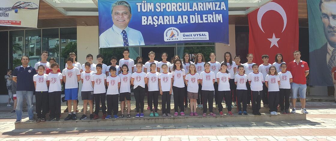Antalyaspor, havuzda başarıya doymuyor