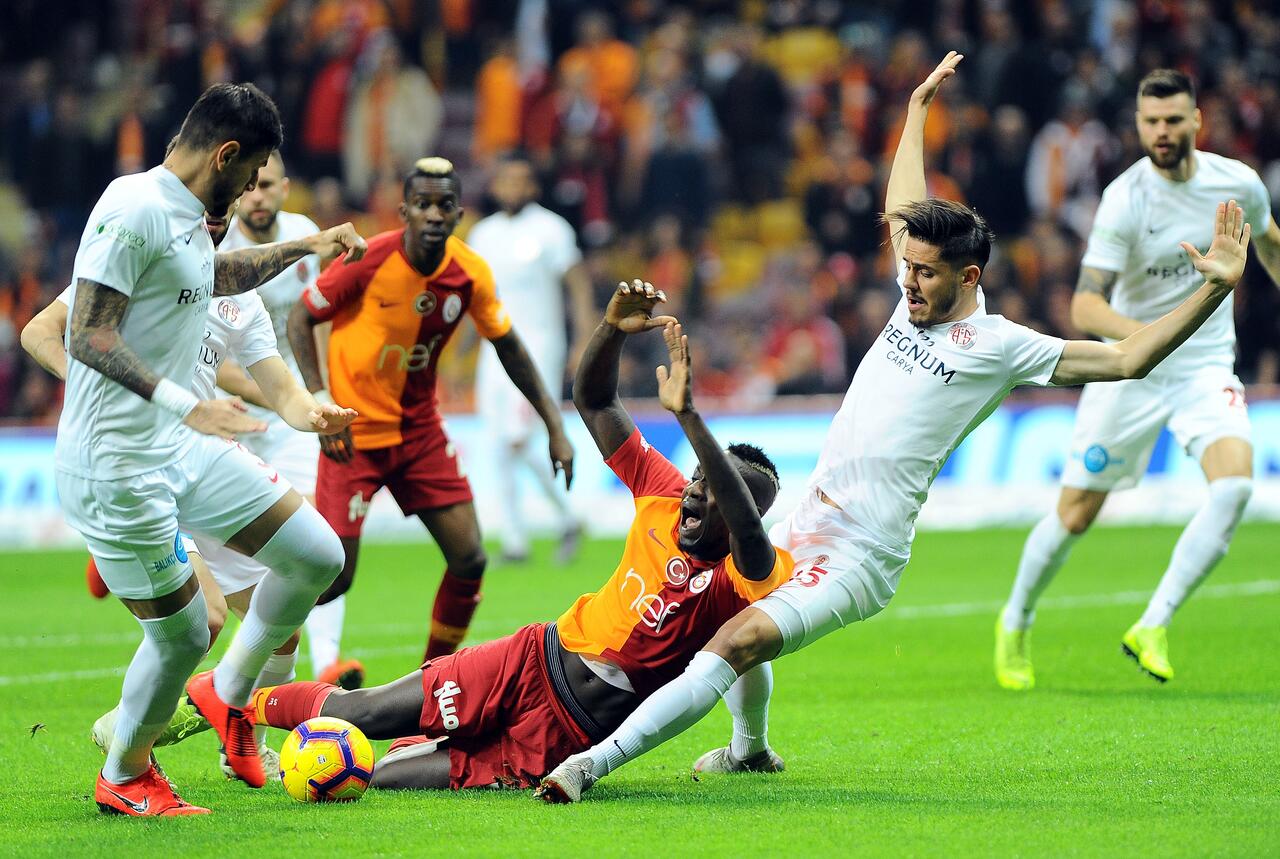 Rekabette Galatasaray üstün