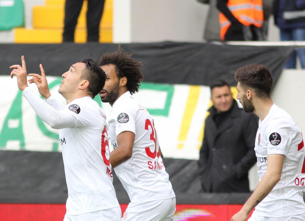 Antalyaspor 14 hafta sonra seri yaptı