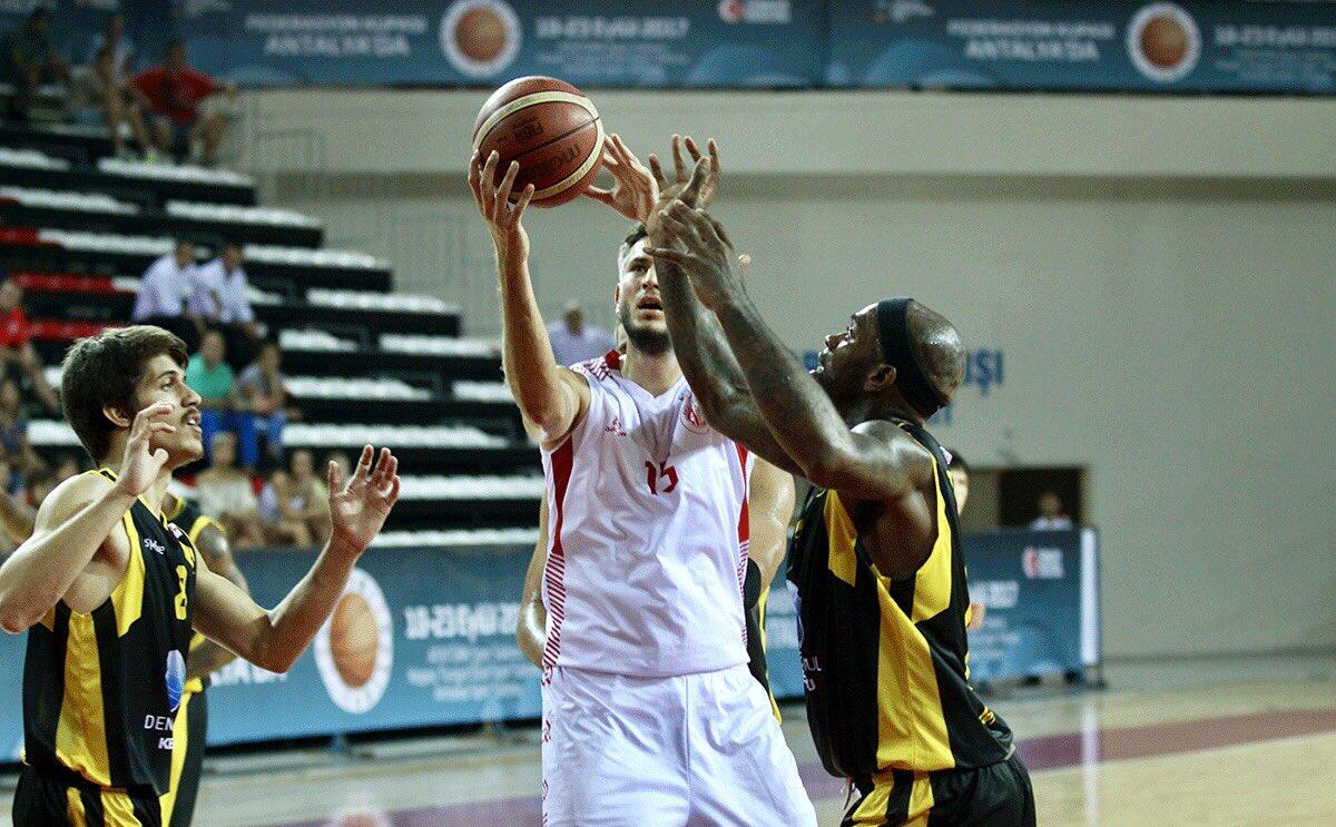 Antalyaspor namağlup ünvanını korudu