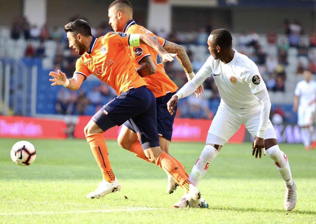 Antalyaspor, kaleyi kapatamıyor