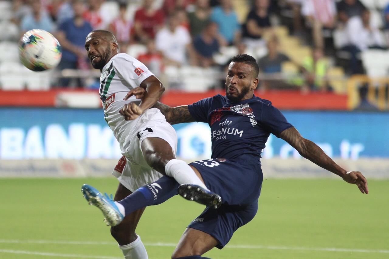Antalyaspor 0 – 2 Denizlispor