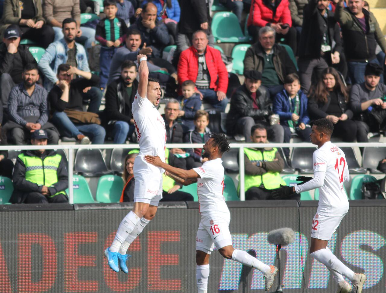 Denizlispor 0 – 3 Antalyaspor