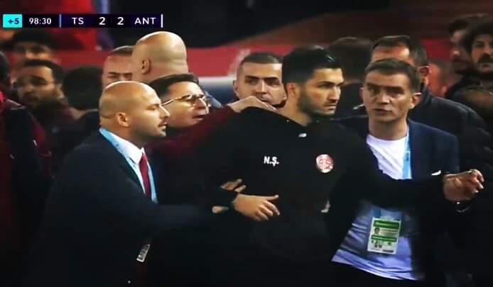 Antalyaspor teknik heyeti çekilmek mi istedi?