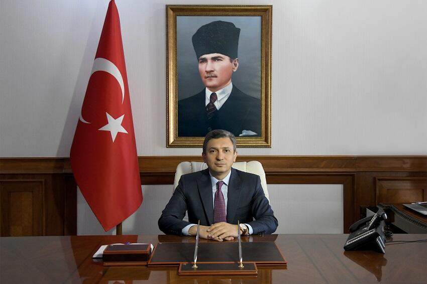 Antalya Valisi değişti