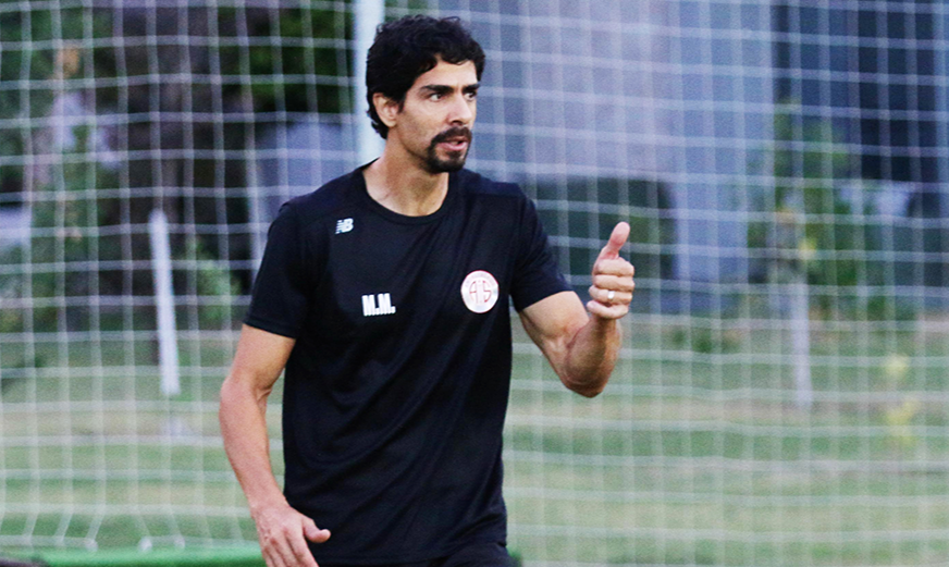 Nuri Şahin bir yardımcısını daha kaybetti
