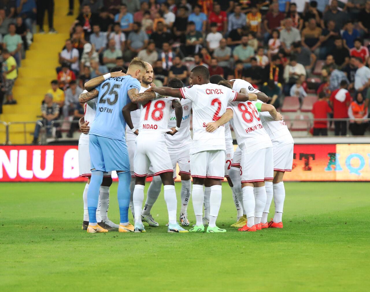 Antalyaspor istatistiklerde zirveyi zorladı