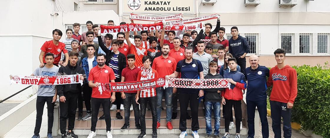 Antalyaspor Hentbol Takımı Öğrencilerle Buluştu