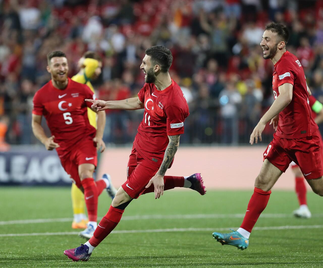 Doğukan Sinik Antalyaspor tarihine geçti