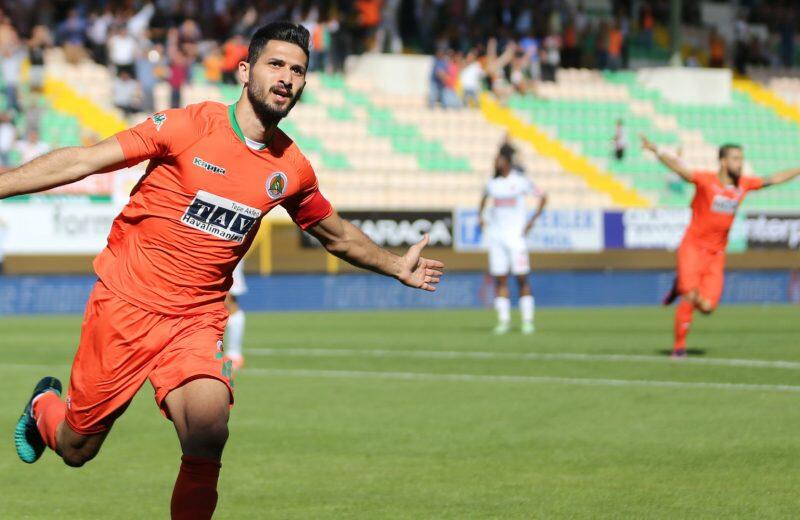 Emre Akbaba milli takımda
