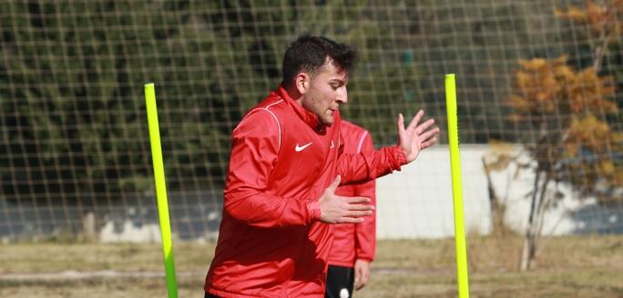 Emrecan Uzunhan geri dönüyor