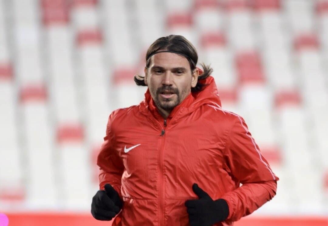 Antalyasporlu futbolculardan büyük özveri