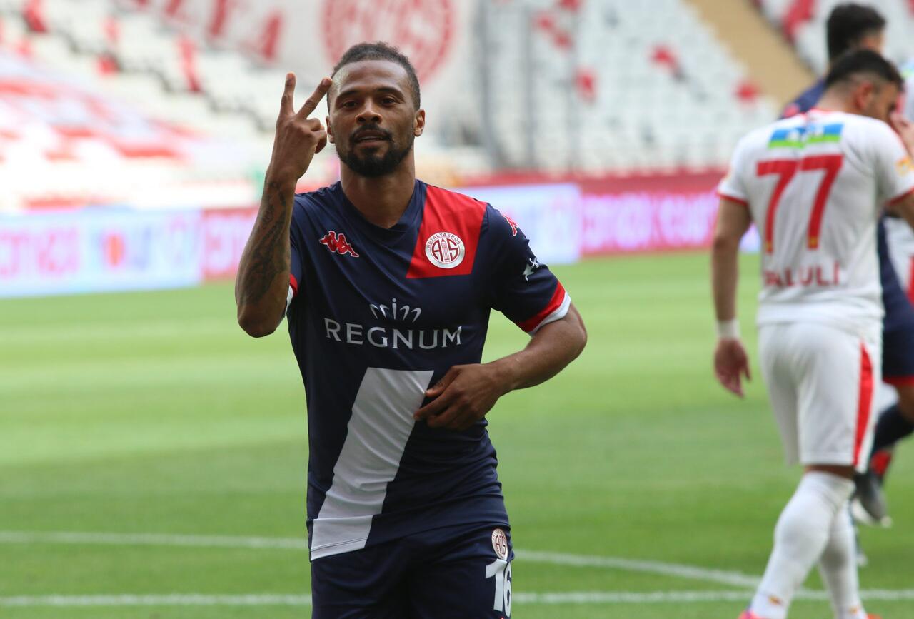 Fredy fark yaratıyor